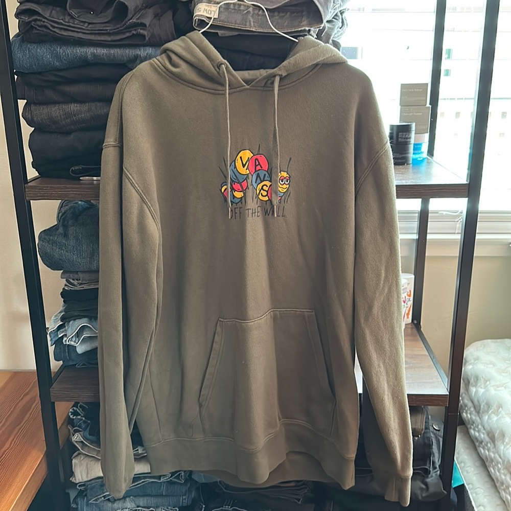 VANS OFF THE WALL HOODIE/SWEATER SIZE M (MEDIUM)